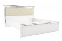 кровать в спальню