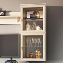 навесной шкаф в комнату