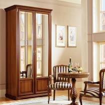 Распашные шкафы