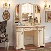 Туалетный стол Туалетный стол
