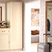 Распашные шкафы