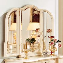 Туалетный стол