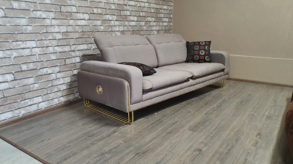 Диван Массахи