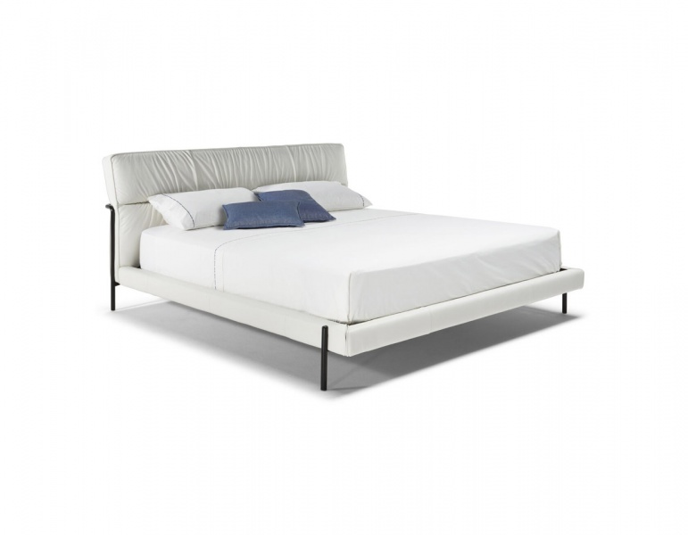 Двуспальные кровати