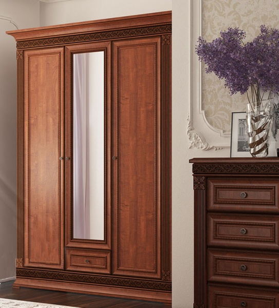 Распашные шкафы