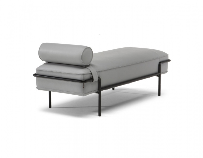 Двуспальные кровати