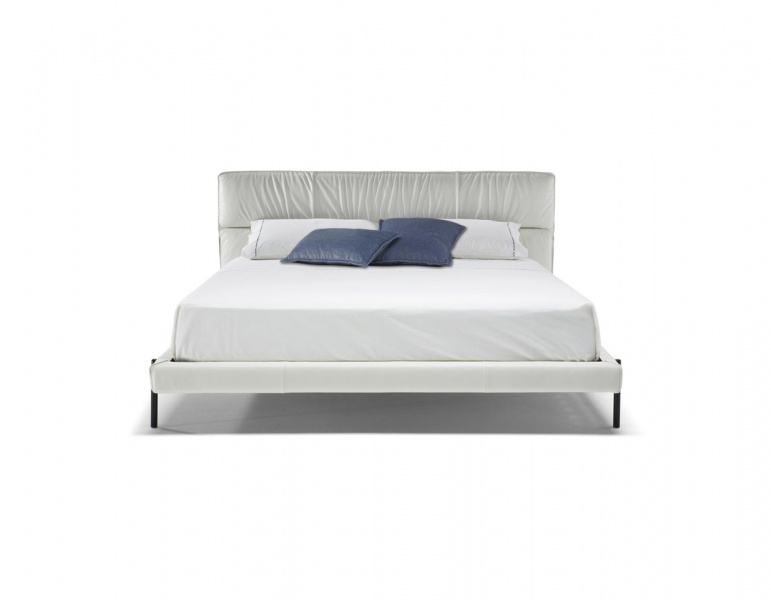 Двуспальные кровати