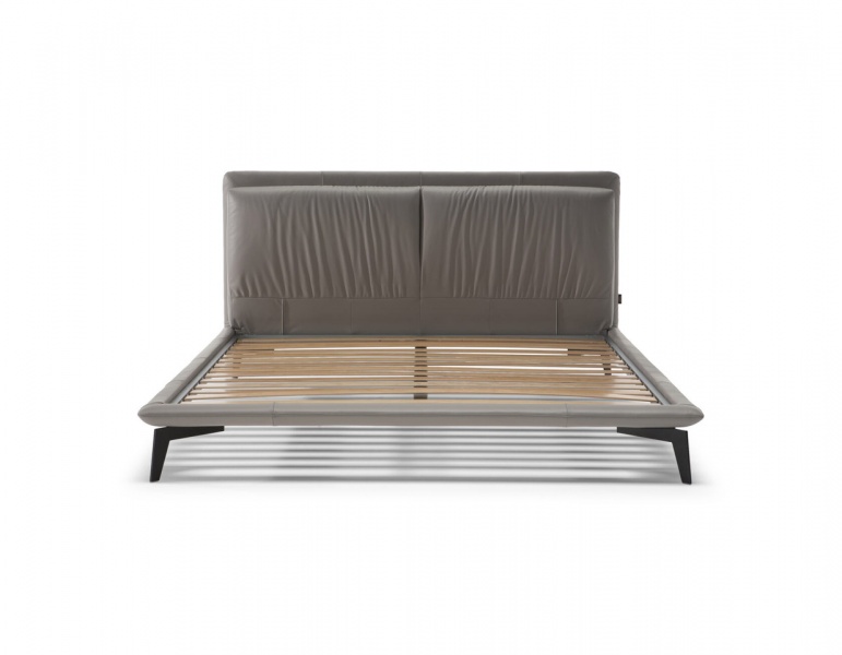 Двуспальные кровати