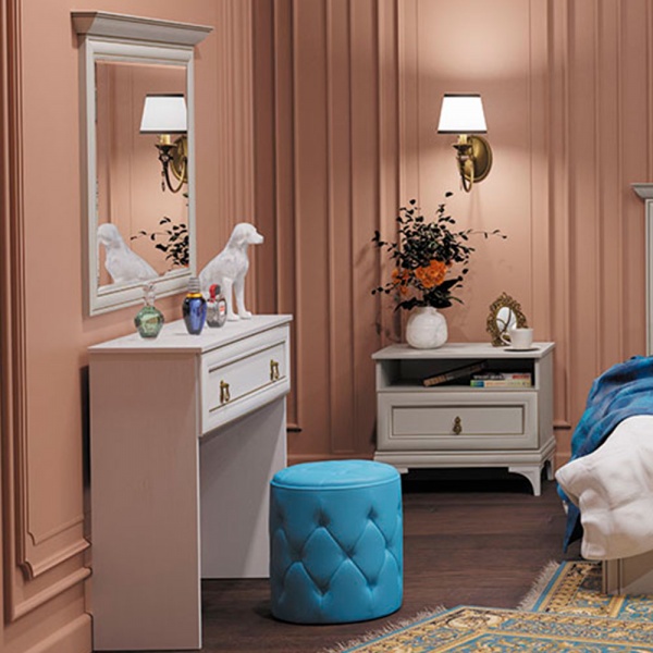 Туалетный стол