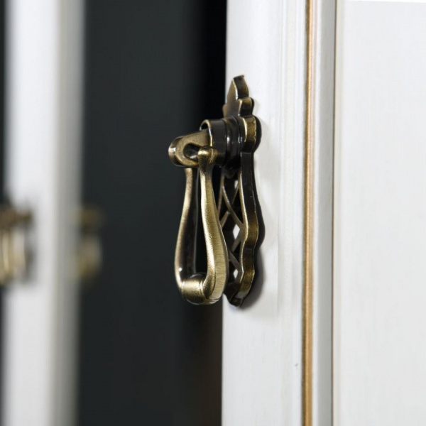 Распашные шкафы