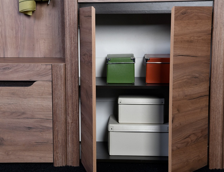 купить прихожую