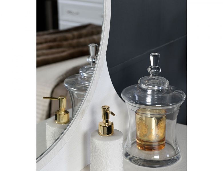 Туалетный стол