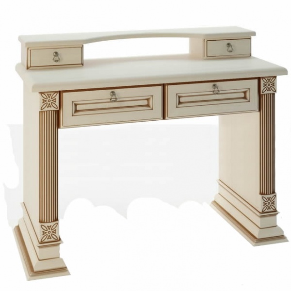 Туалетный стол