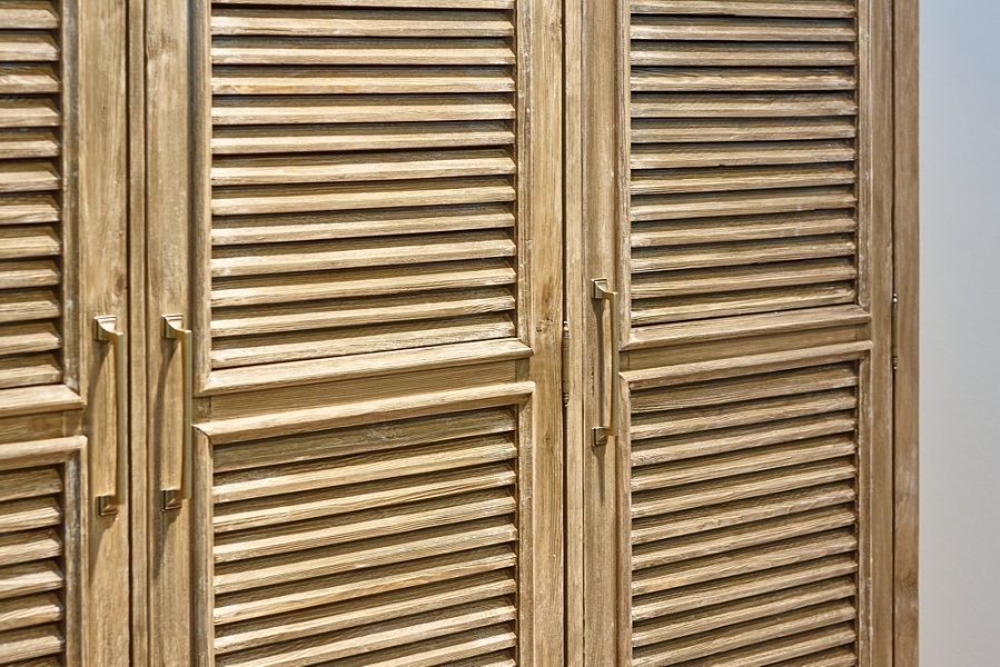 Распашные шкафы