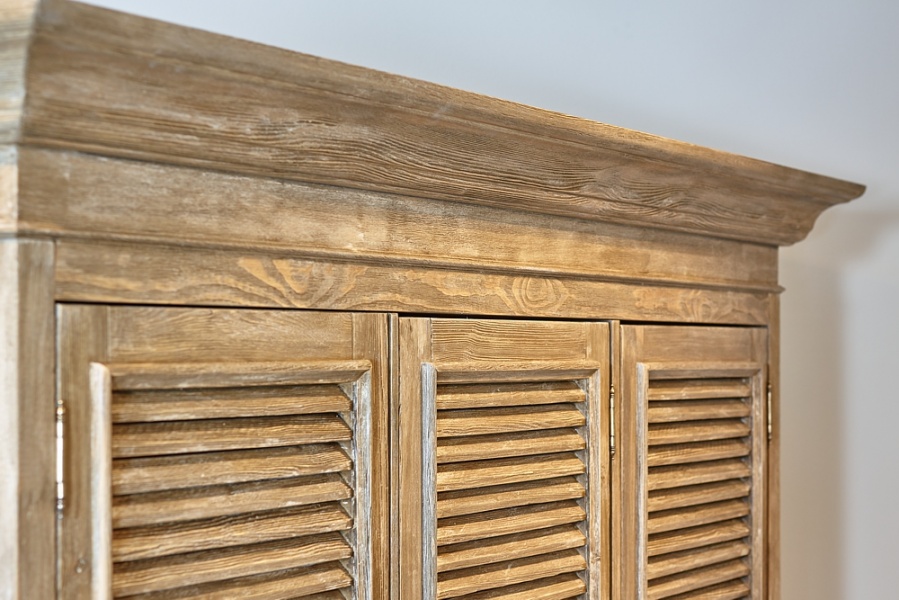 Распашные шкафы