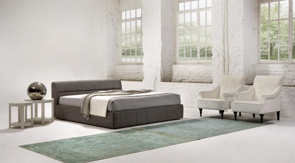 Двуспальные кровати