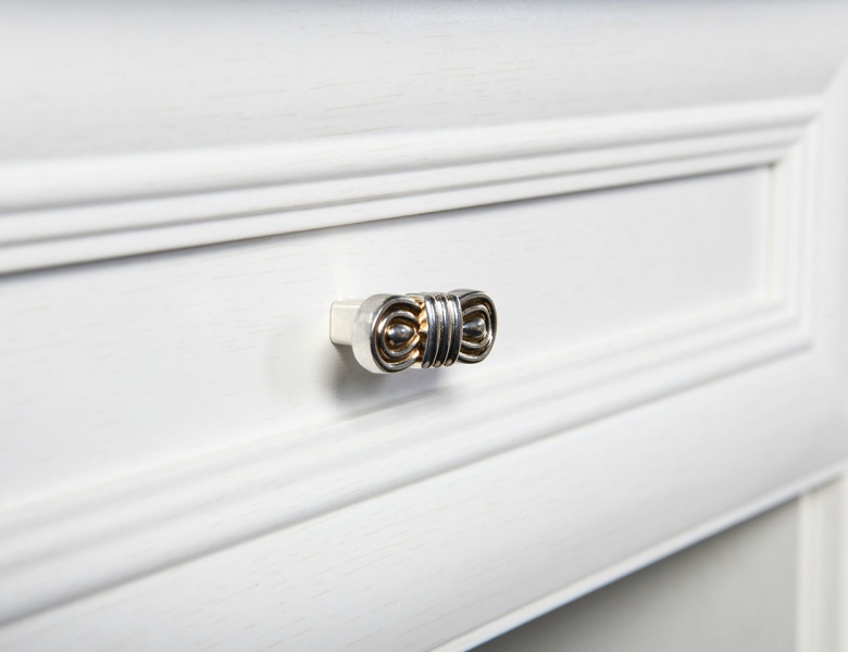 Туалетный стол