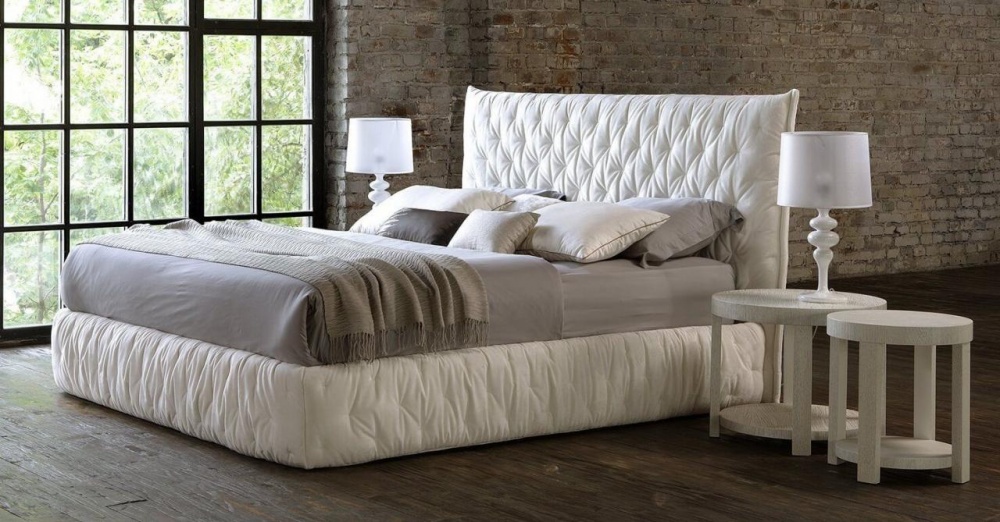 Двуспальные кровати