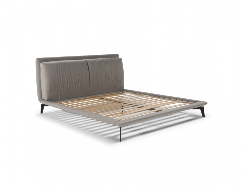 Двуспальные кровати