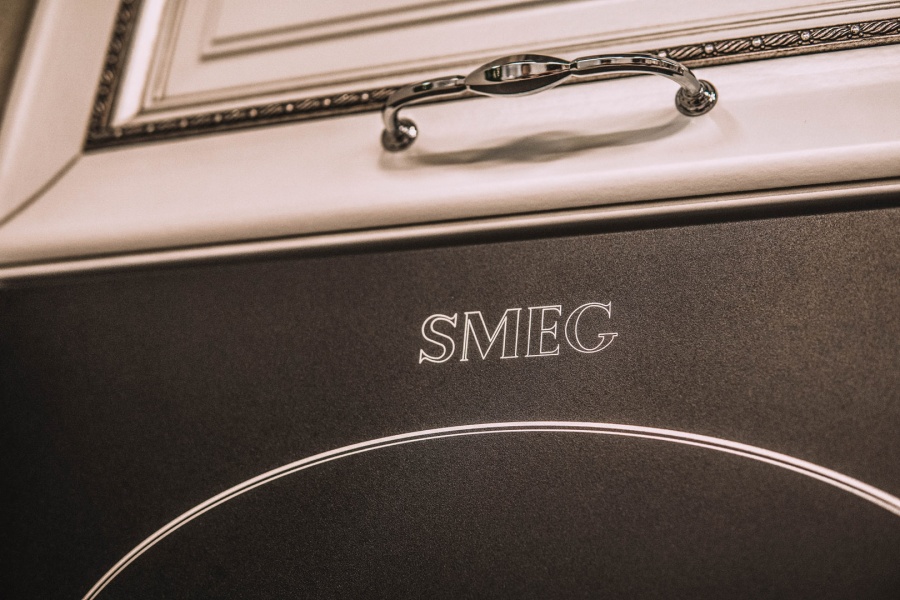 Кухонные гарнитуры