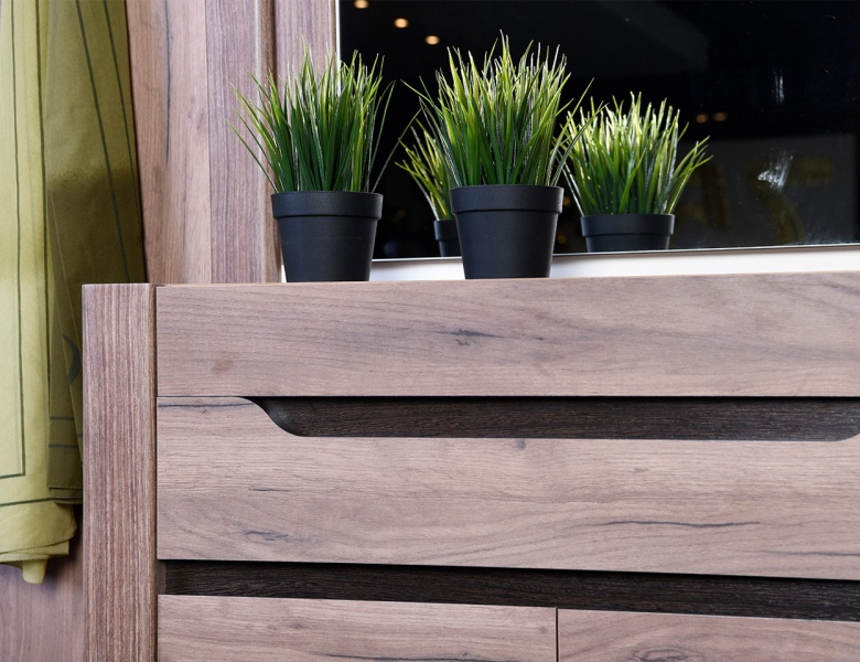 купить прихожую