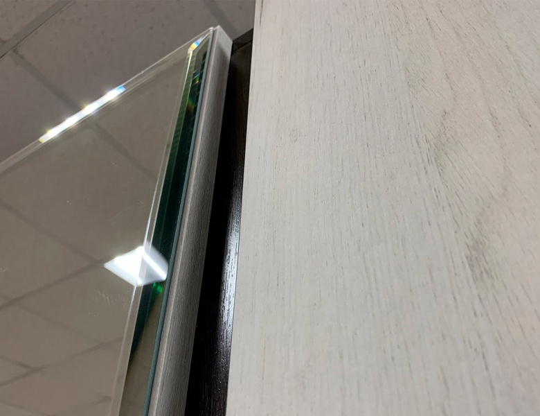 Распашные шкафы