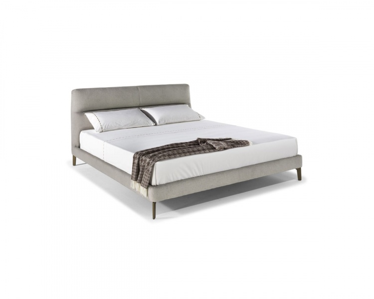 Двуспальные кровати